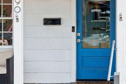 4490 Durant Avenue photo 4