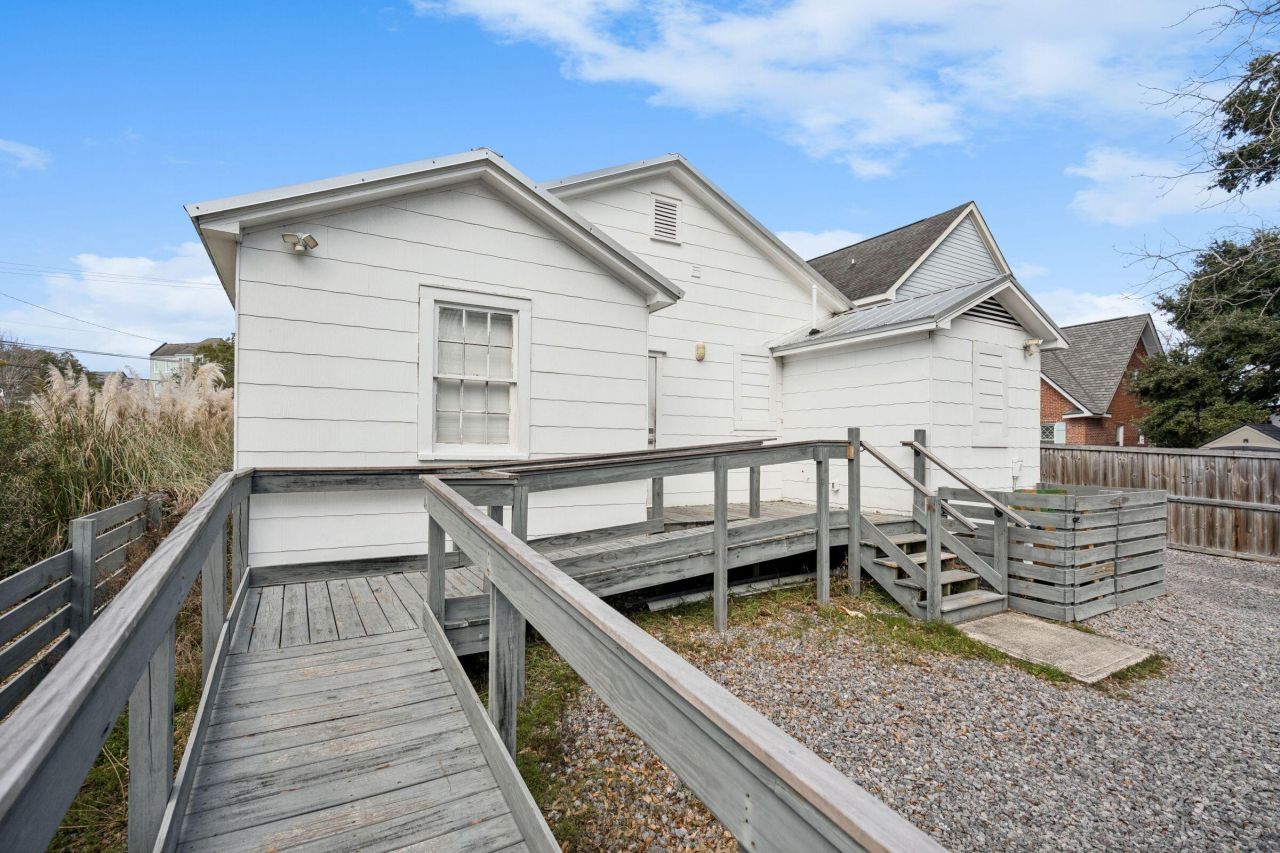 4490 Durant Avenue Photo 46