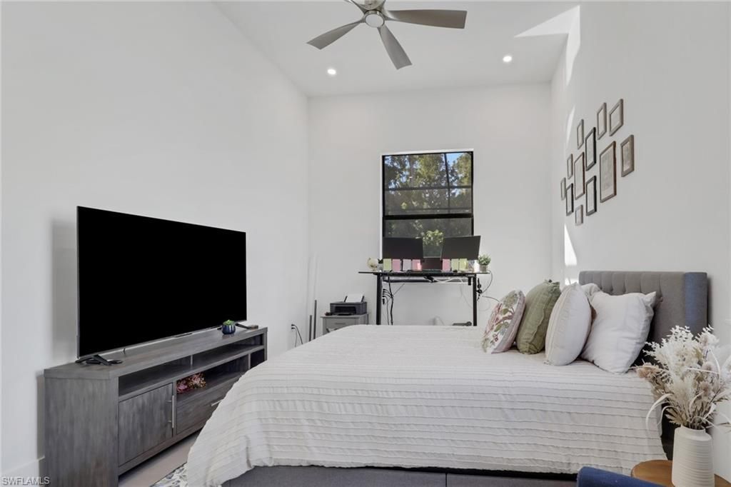 4111 Williams Rd, Estero, FL 33928 Photo