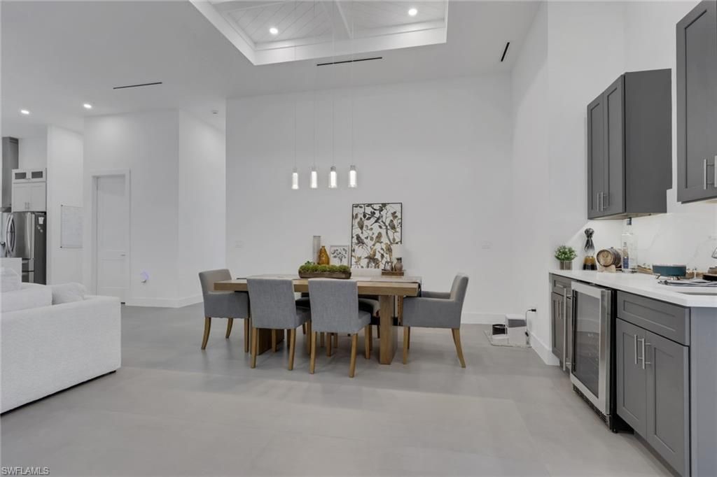 4111 Williams Rd, Estero, FL 33928 Photo