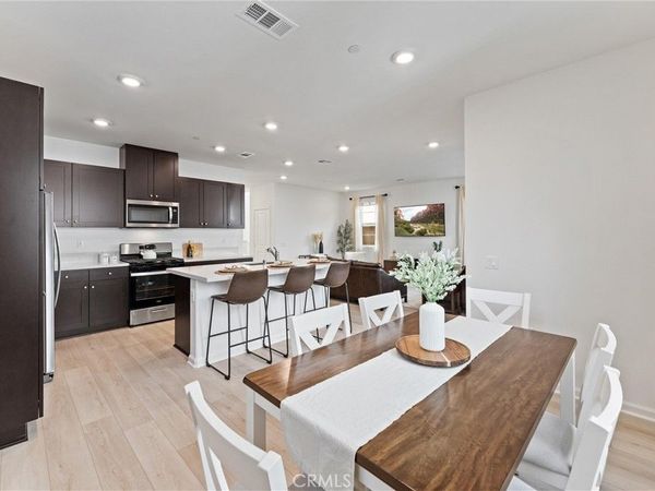 4010 Summer Way, Corona, CA 92883