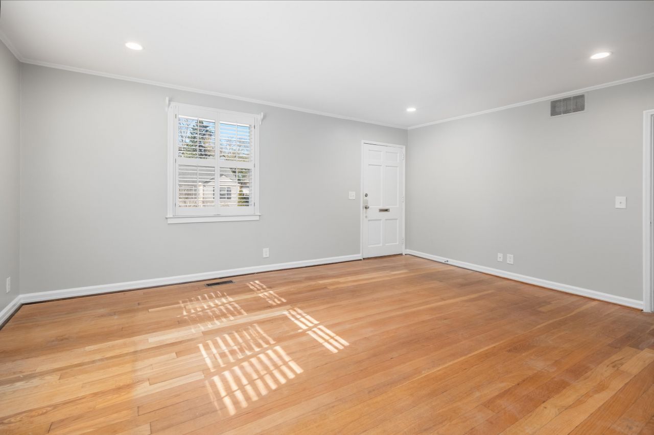 4806 Berckman Road Photo 8