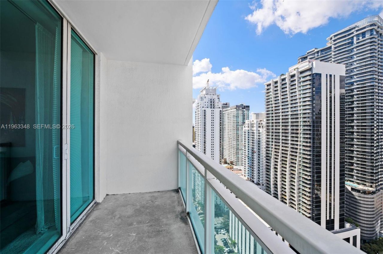 951 Brickell Ave, Unit 3603, Miami, FL 33131 Photo
