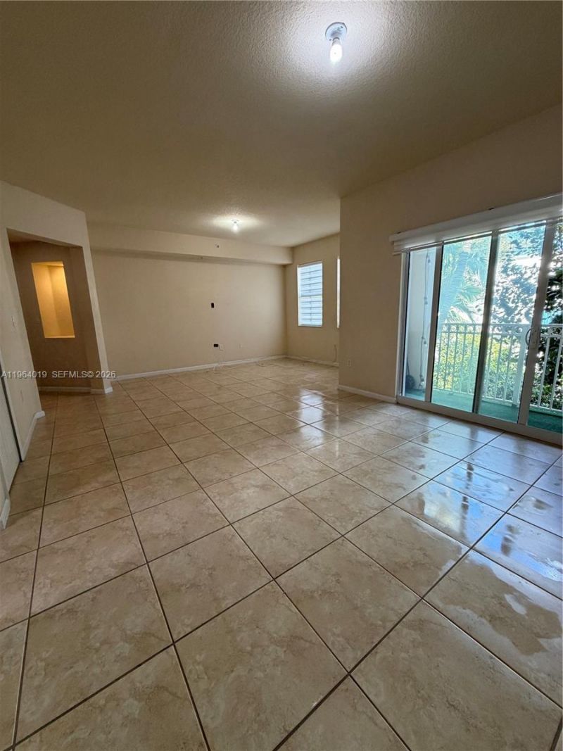 11503 NW 89th St, Unit 212, Doral, FL 33178 Photo