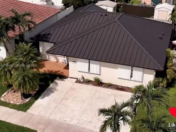 748 NW 133rd Ave , Miami, FL 33182