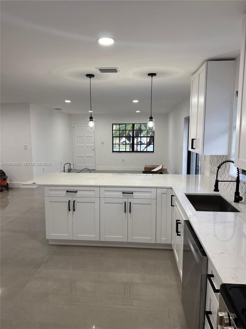 748 NW 133rd Ave , Miami, FL 33182 Photo