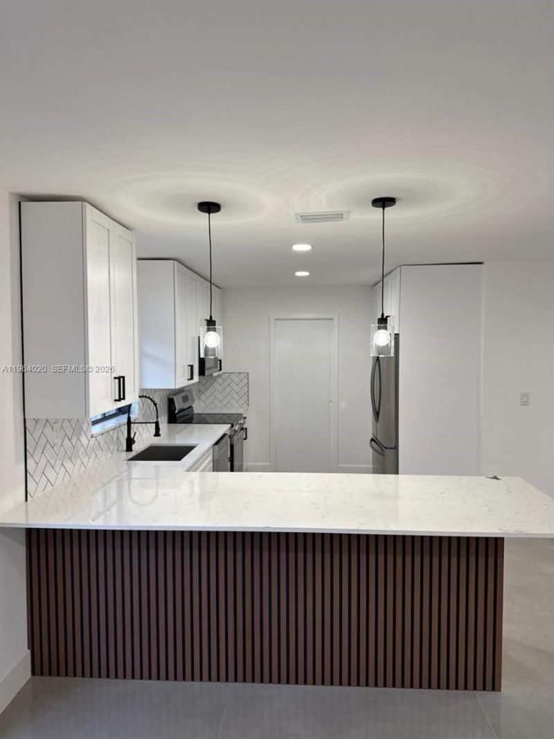 748 NW 133rd Ave , Miami, FL 33182 Photo