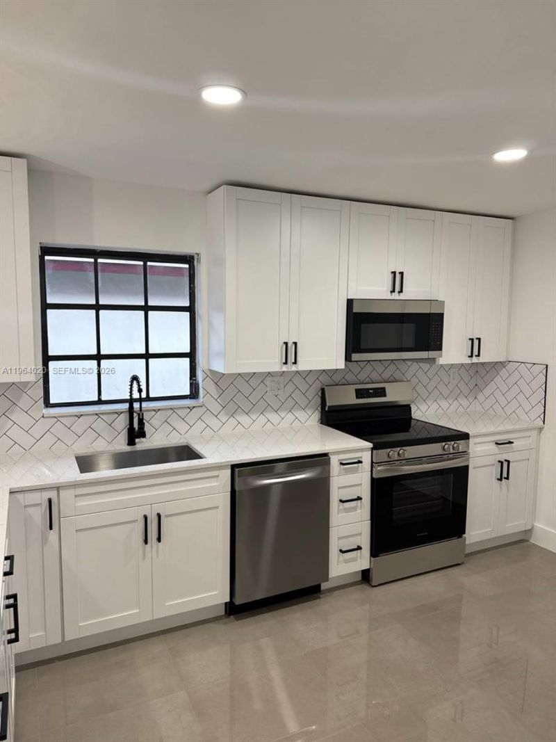 748 NW 133rd Ave , Miami, FL 33182 Photo