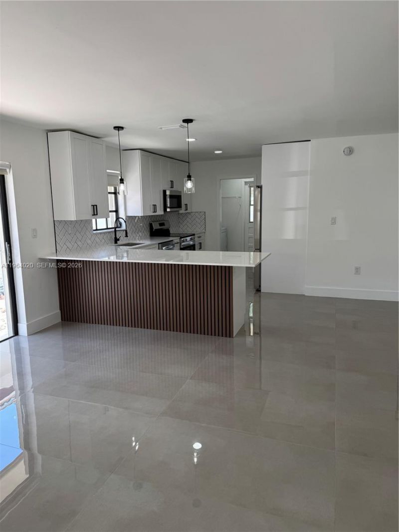 748 NW 133rd Ave , Miami, FL 33182 Photo