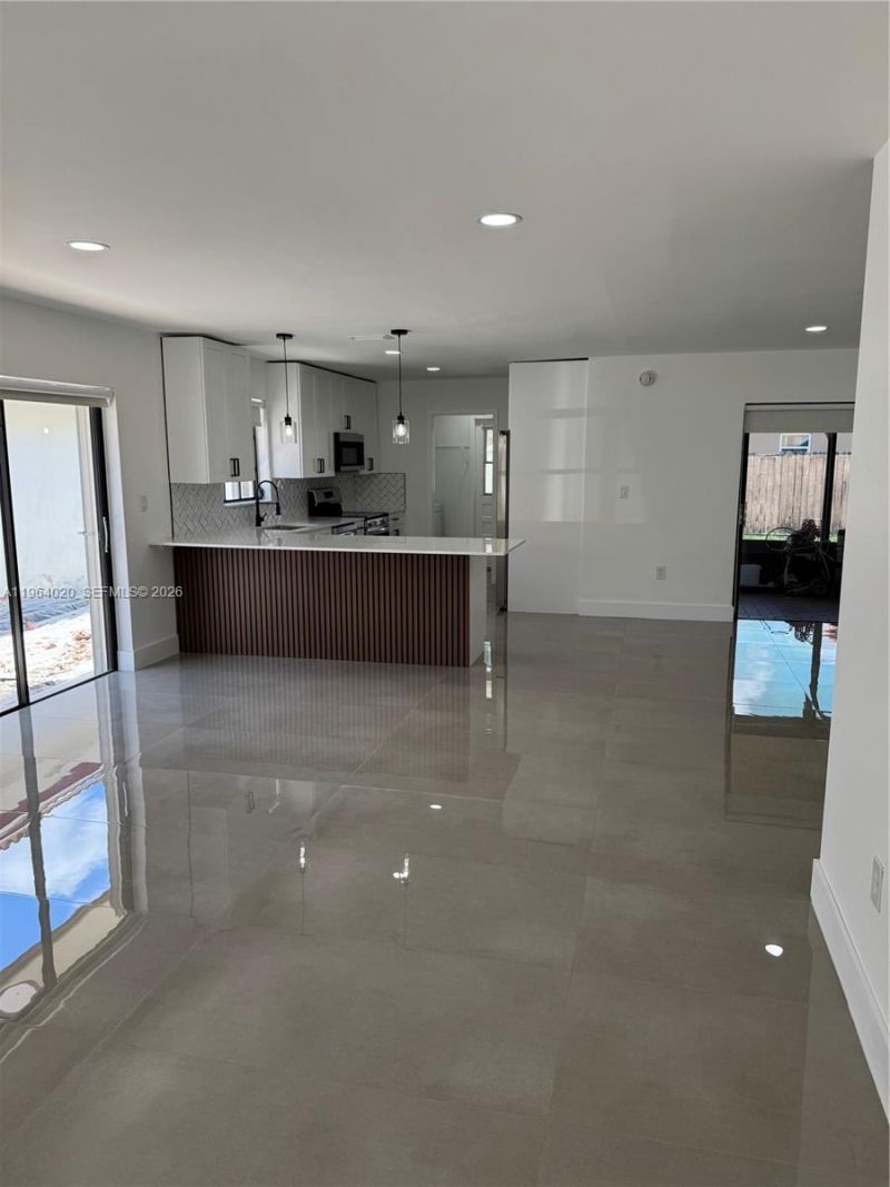 748 NW 133rd Ave , Miami, FL 33182 Photo