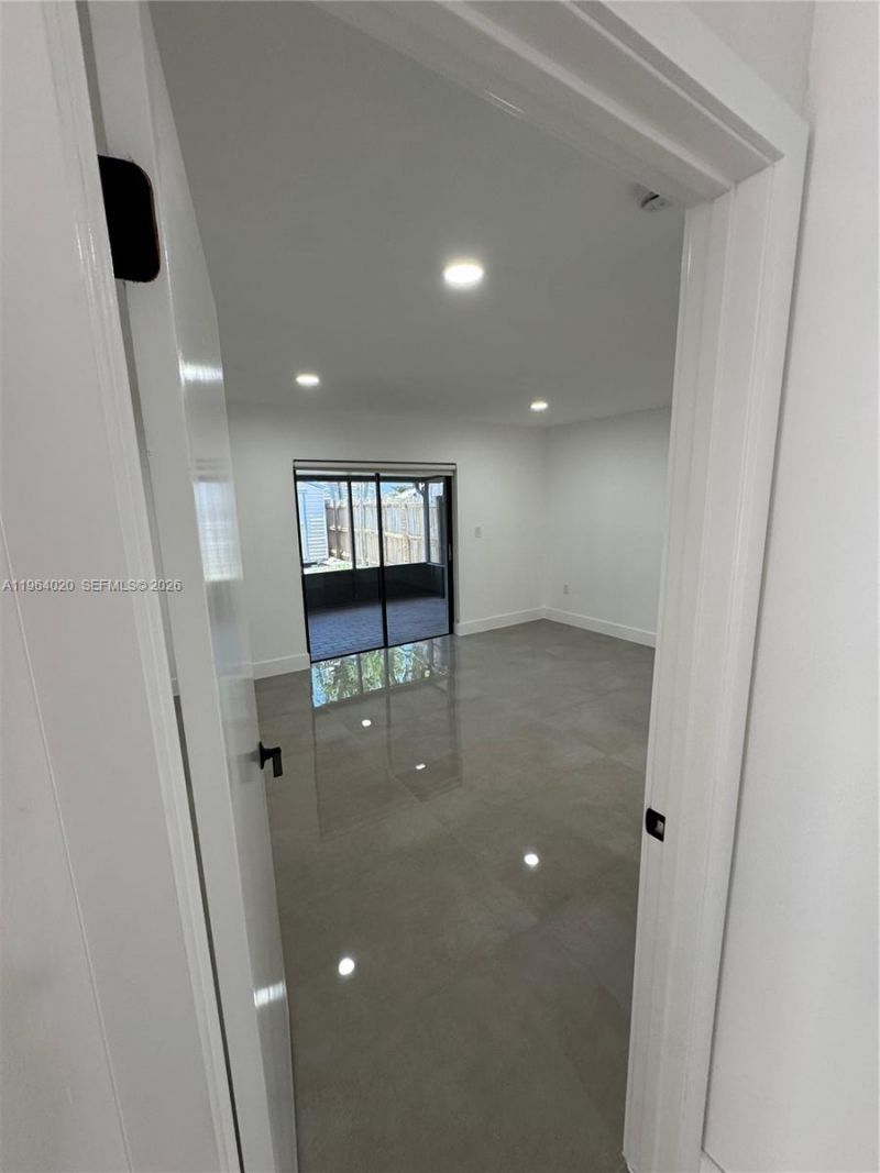 748 NW 133rd Ave , Miami, FL 33182 Photo