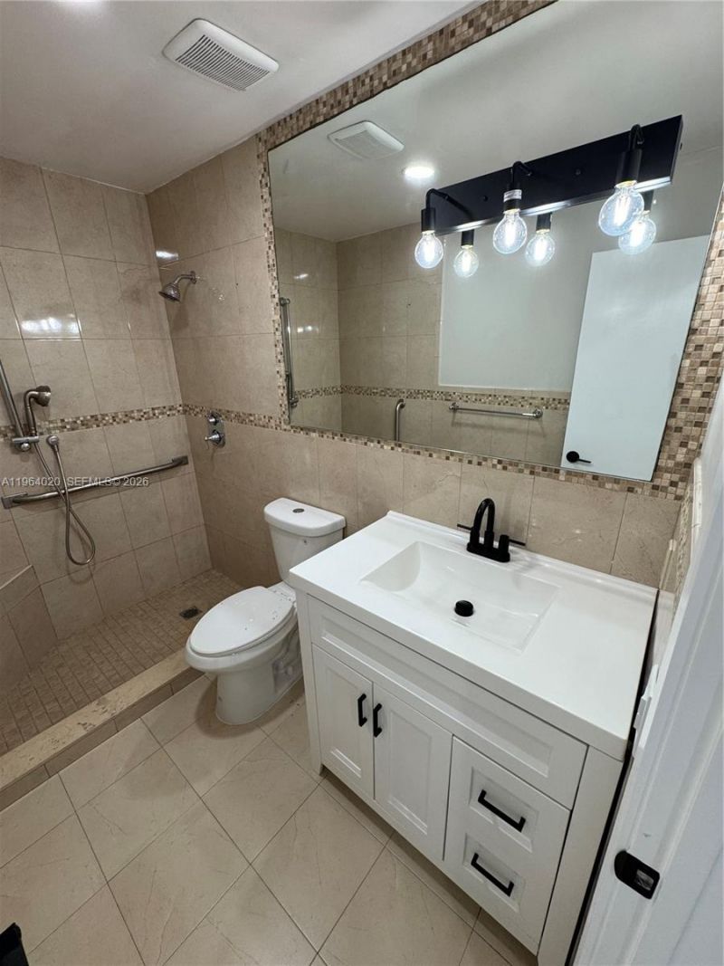 748 NW 133rd Ave , Miami, FL 33182 Photo