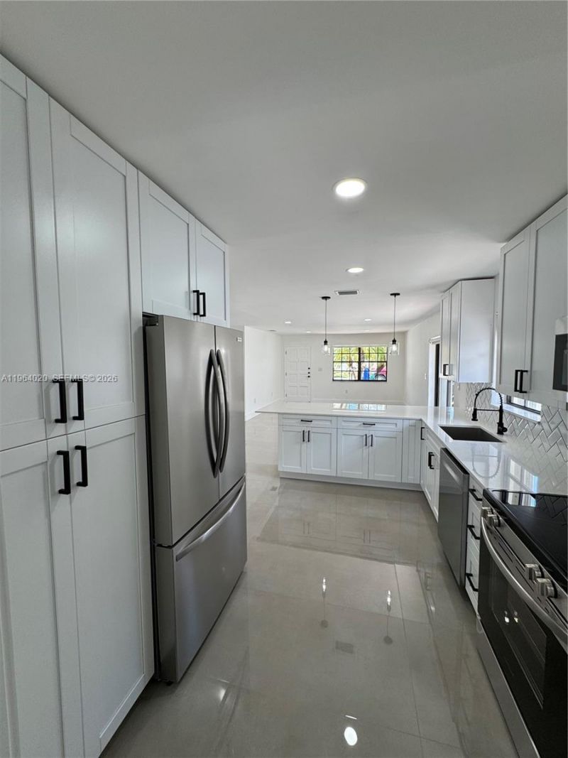 748 NW 133rd Ave , Miami, FL 33182 Photo