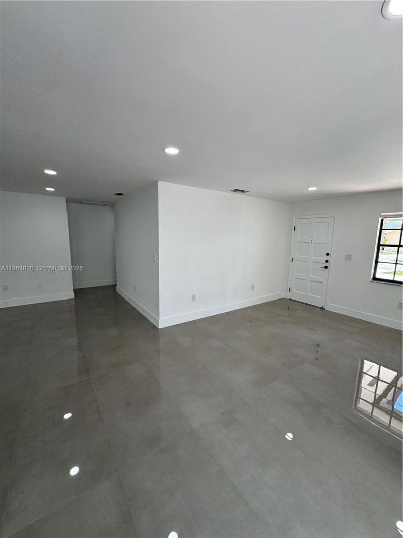 748 NW 133rd Ave , Miami, FL 33182 Photo