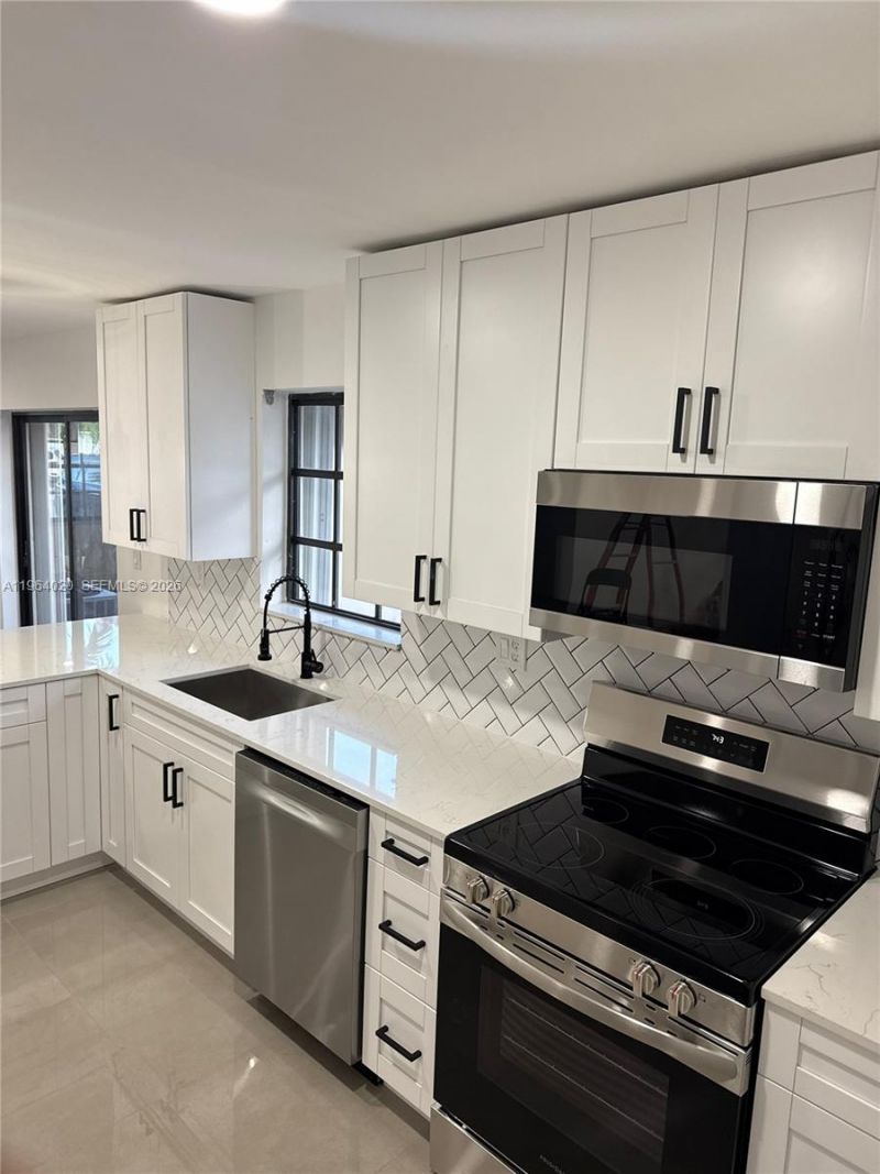 748 NW 133rd Ave , Miami, FL 33182 Photo