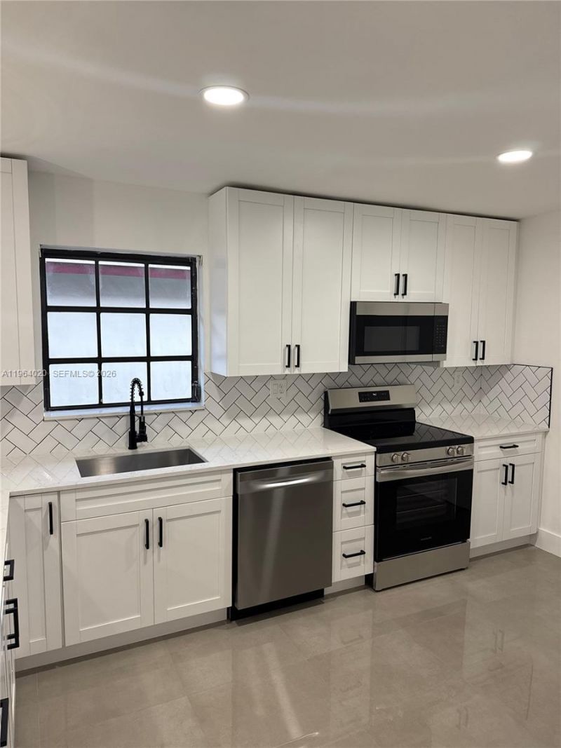 748 NW 133rd Ave , Miami, FL 33182 Photo