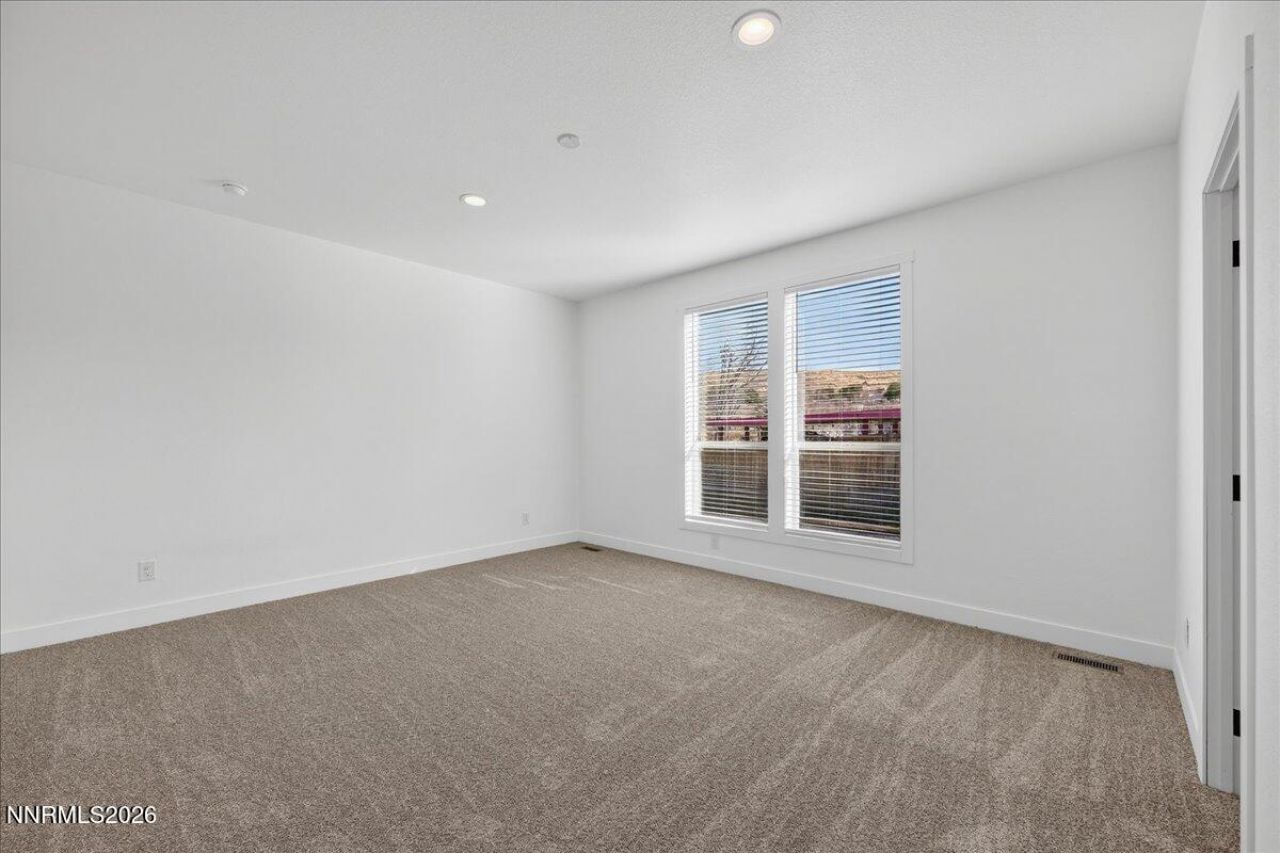 520 E 2nd Avenue, Sun Valley, NV 89433 Photo