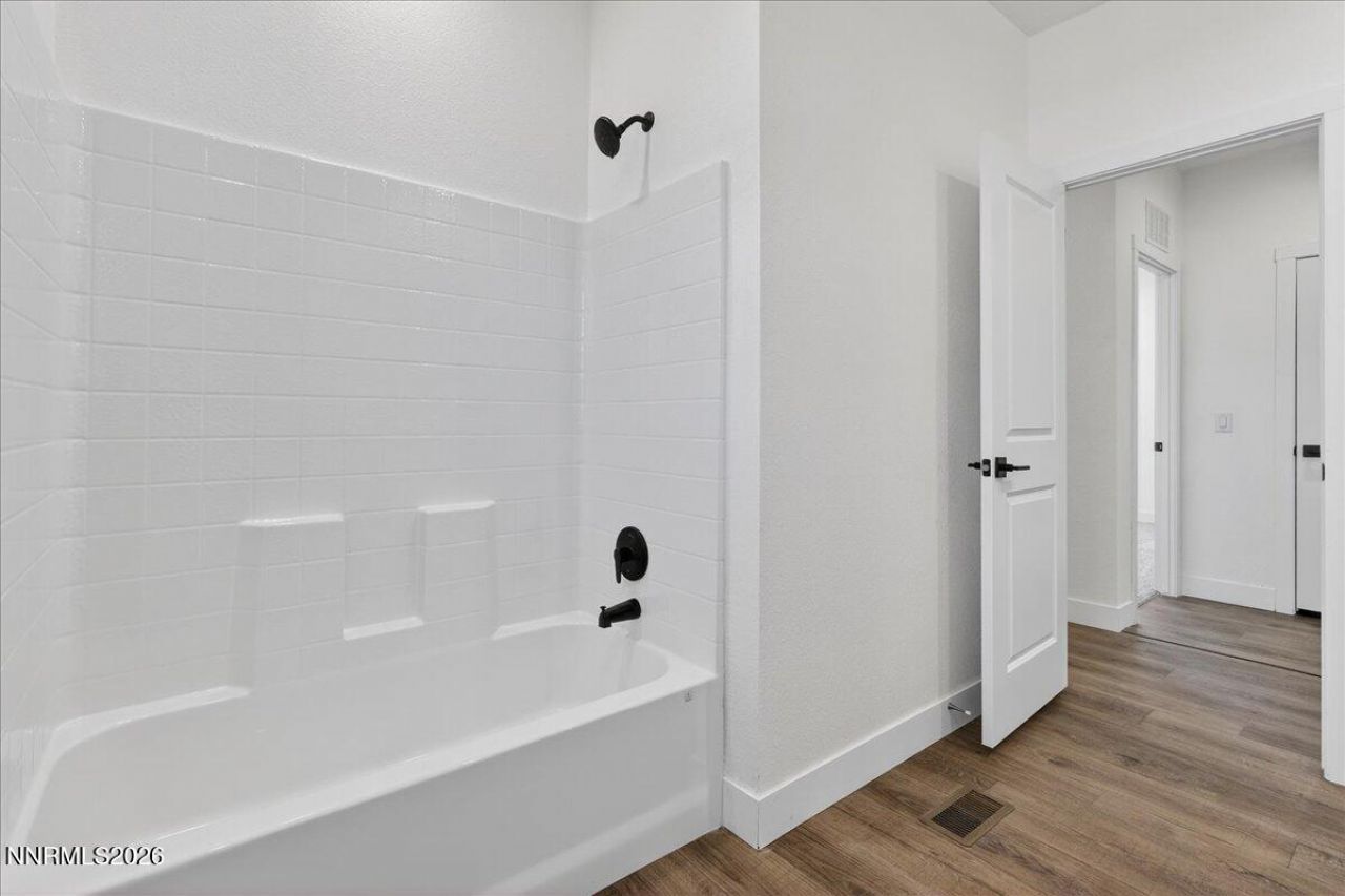 520 E 2nd Avenue, Sun Valley, NV 89433 Photo