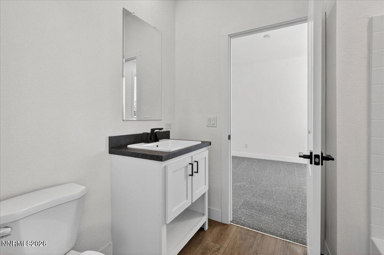 520 E 2nd Avenue, Sun Valley, NV 89433 Photo