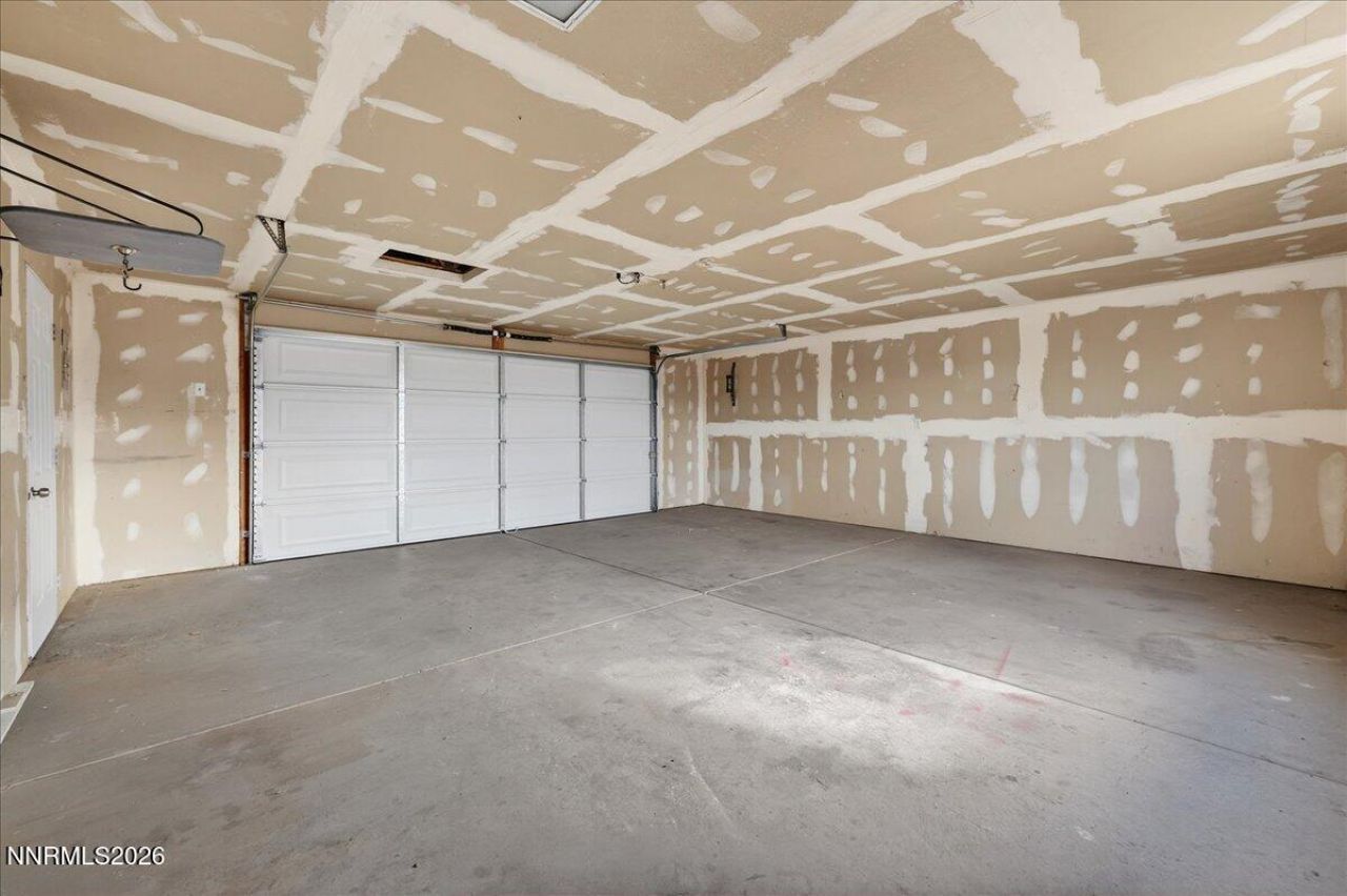 520 E 2nd Avenue, Sun Valley, NV 89433 Photo