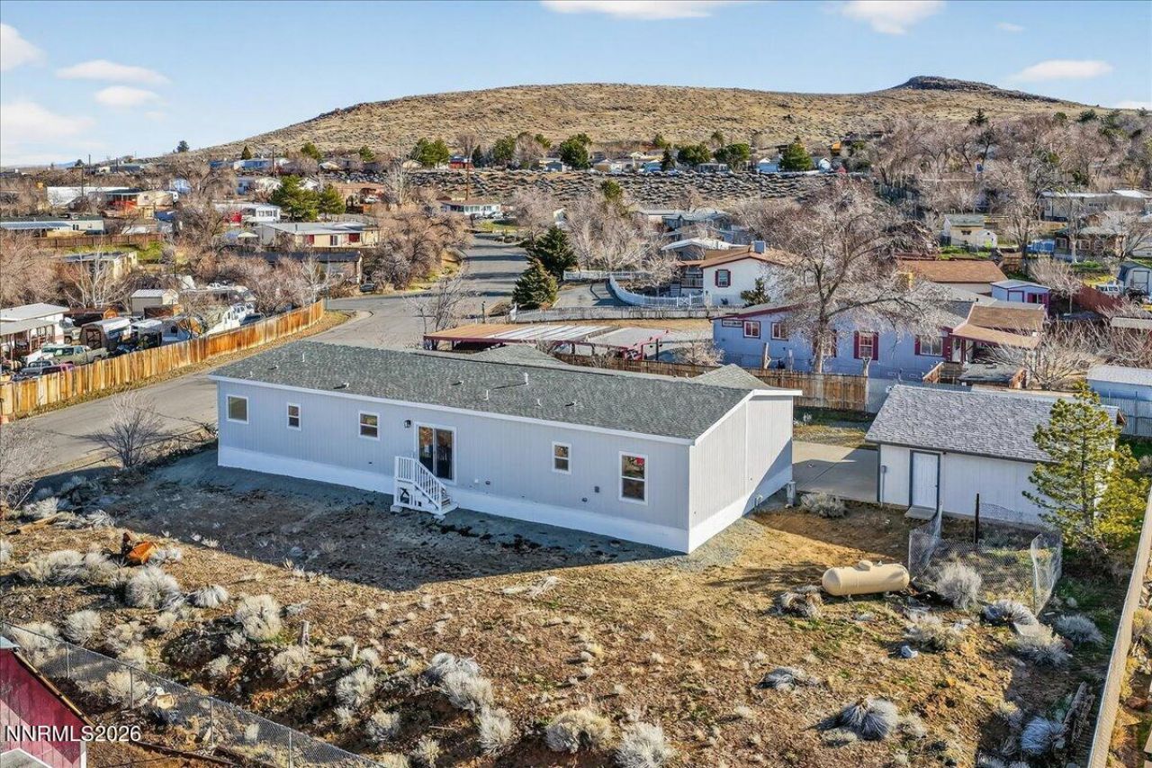 520 E 2nd Avenue, Sun Valley, NV 89433 Photo