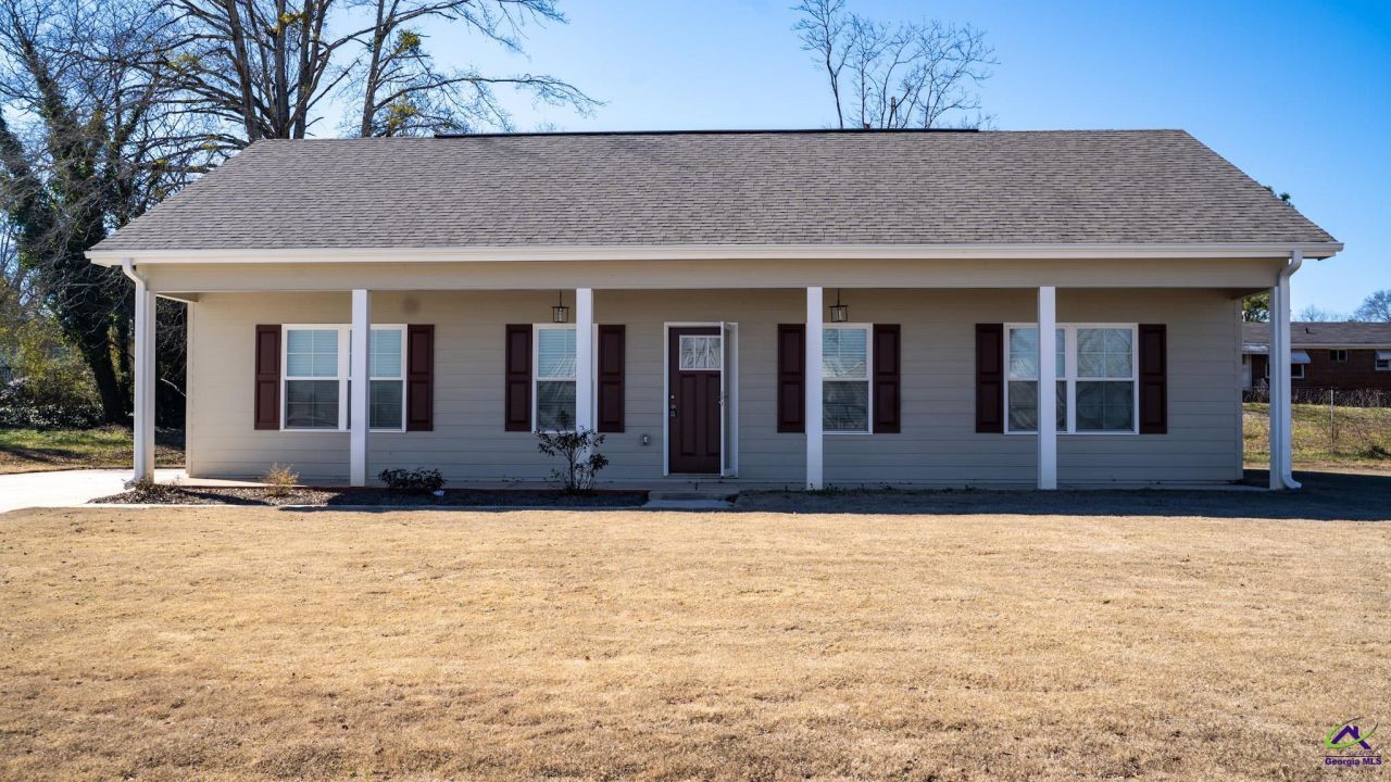 1405 Lincoln Road, Griffin, GA 30224 Main Photo