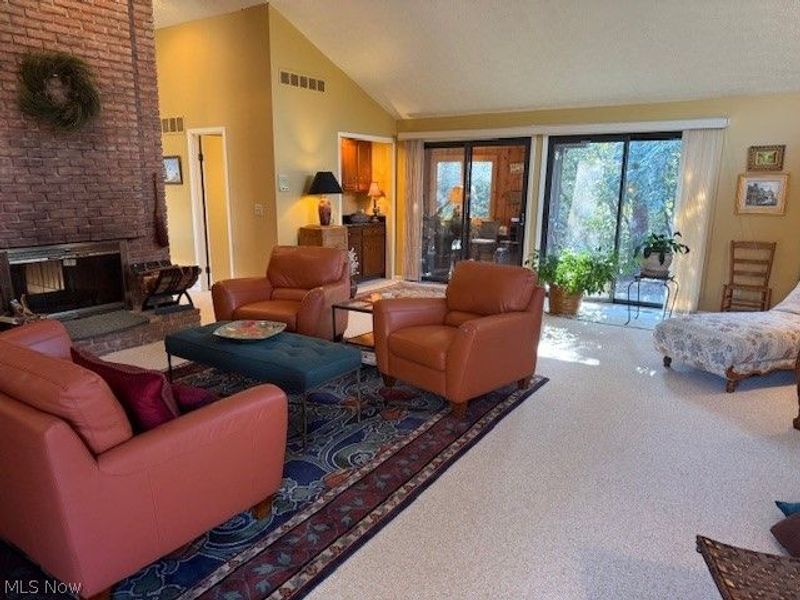 1938 Hemlock Drive, Kent, OH 44240 Photo 10