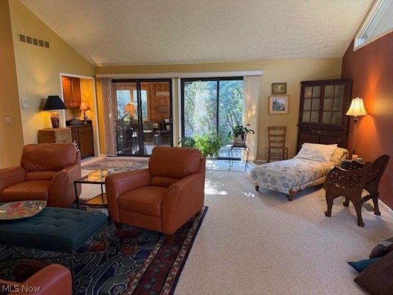 1938 Hemlock Drive, Kent, OH 44240 Photo 12