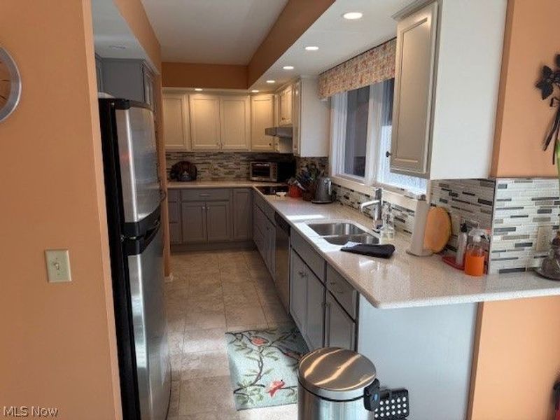 1938 Hemlock Drive, Kent, OH 44240 Photo 18