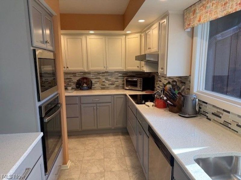 1938 Hemlock Drive, Kent, OH 44240 Photo 20