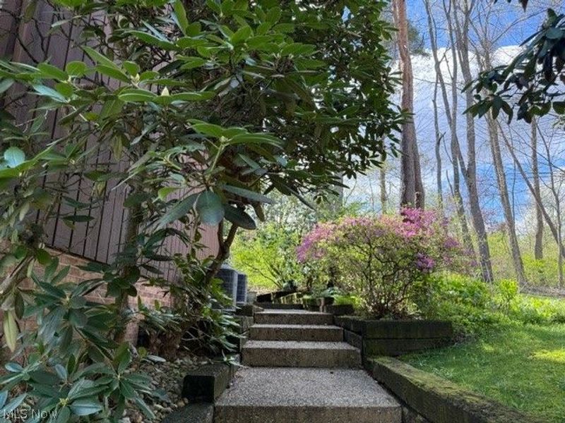 1938 Hemlock Drive, Kent, OH 44240 Photo 6