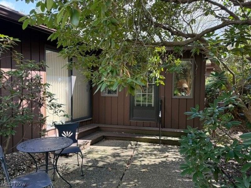 1938 Hemlock Drive, Kent, OH 44240 Photo 8