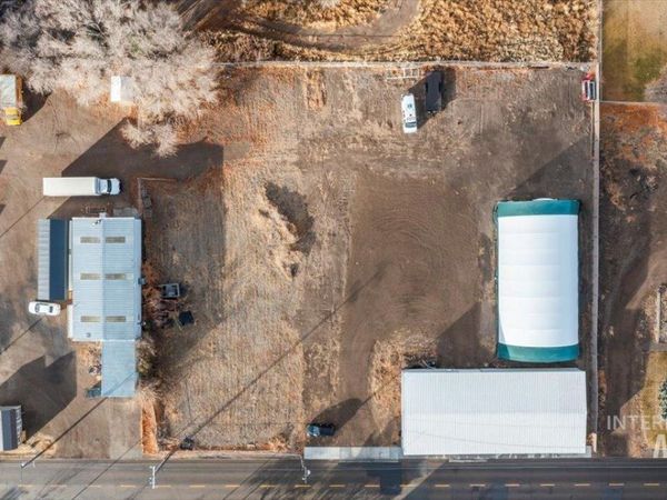 450 W Jackson, Mountain Home, ID 83647