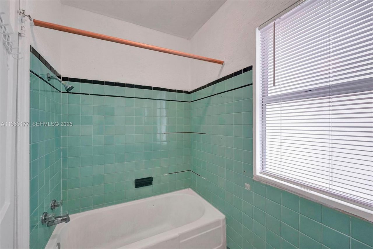 Please Call For Address, Miami, FL 33135 Photo