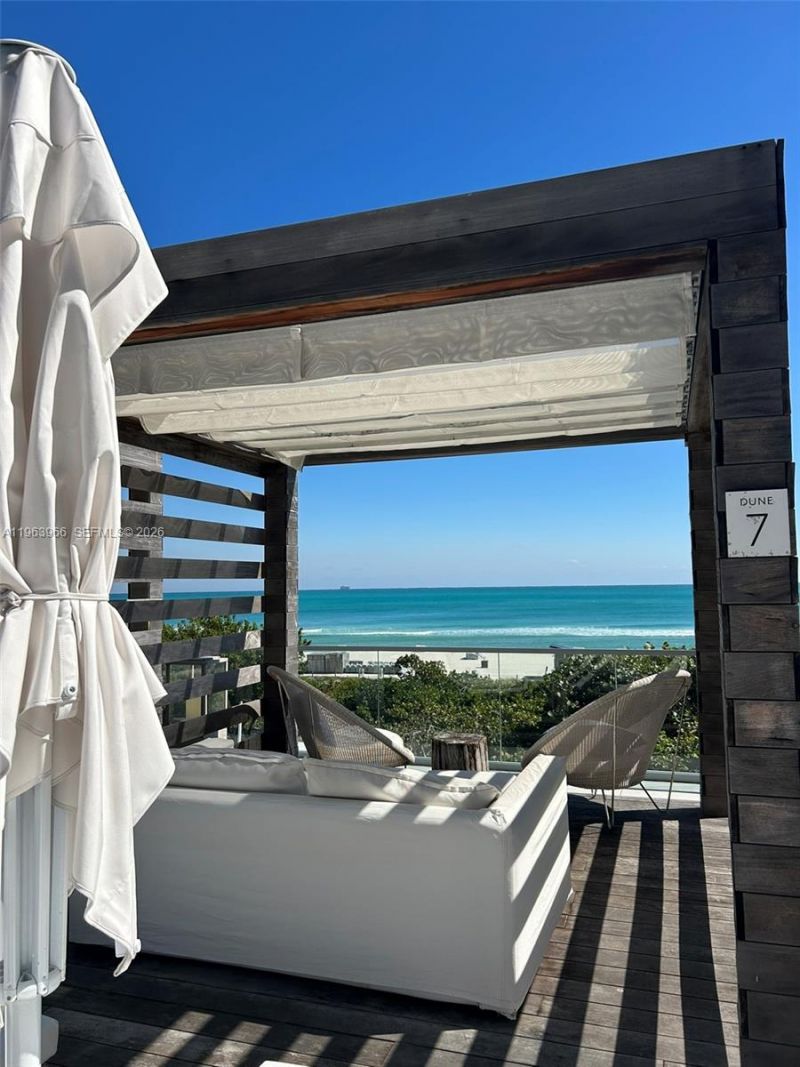 2301 Collins Ave , Unit 543, Miami Beach, FL 33139 Photo