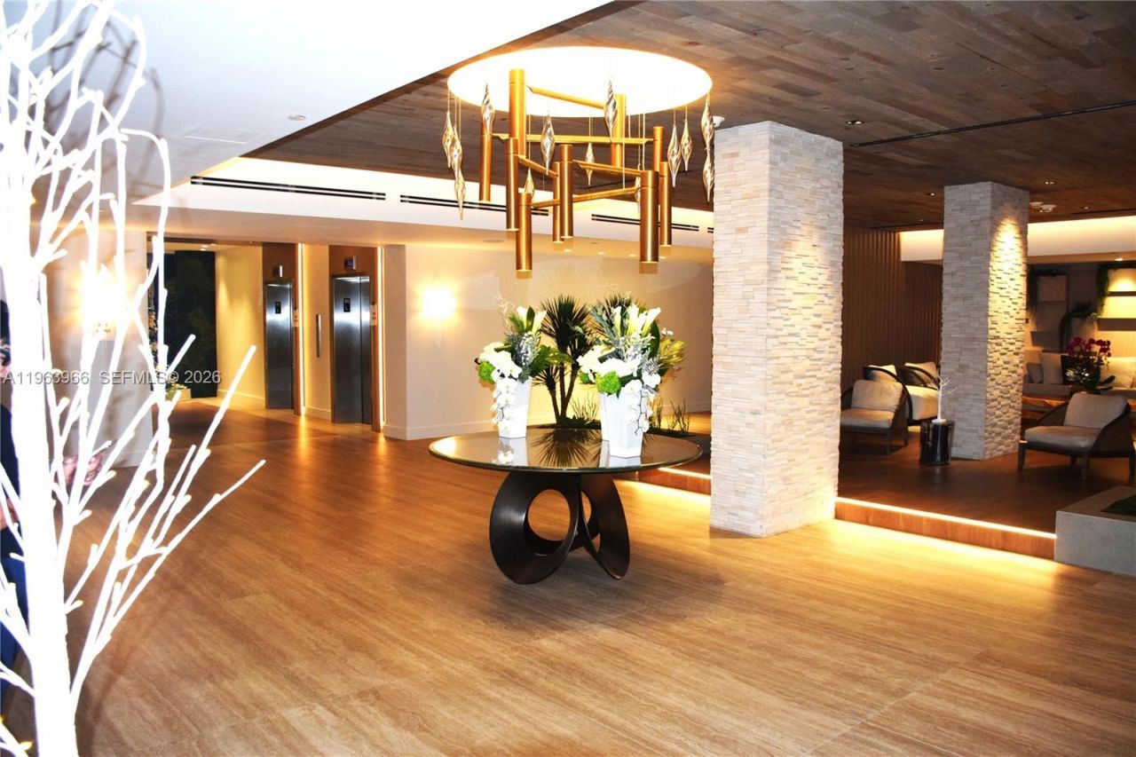 2301 Collins Ave , Unit 543, Miami Beach, FL 33139 Photo