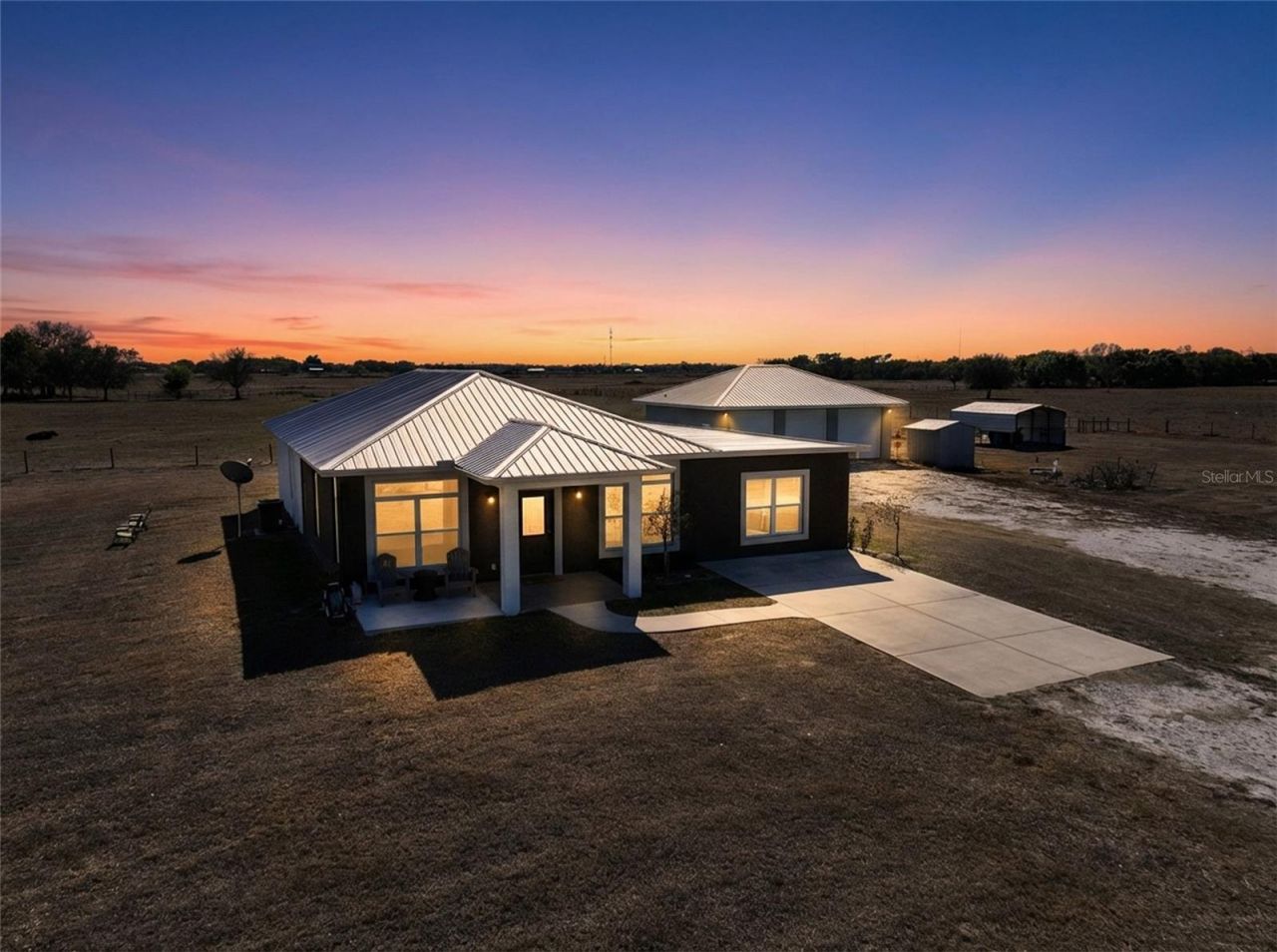 2481 NE Faye Terrace, Arcadia, FL 34266 Photo