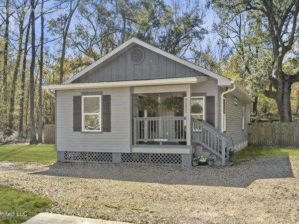 13101 Horseshoe Road, Ocean Springs, MS 39564