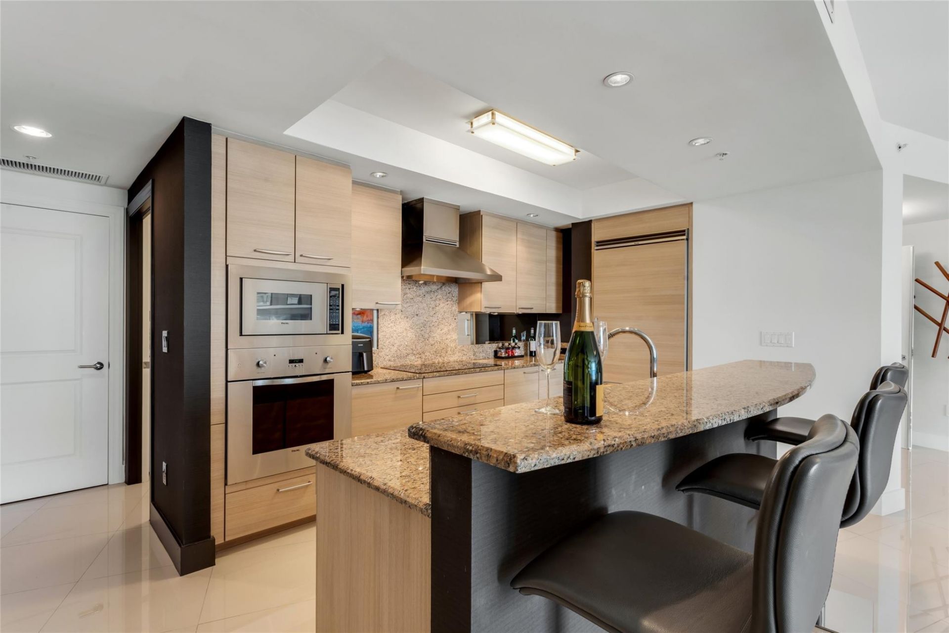 1 N Ocean Boulevard, Unit 1603, Pompano Beach, FL 33062 Photo