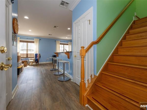 604 Avenue A 104, Unit 104, BAYONNE, NJ 07002