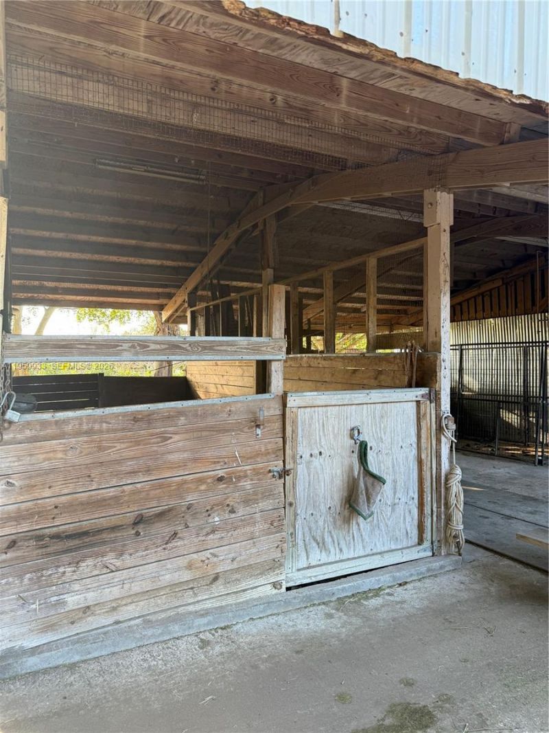 19051 SW 136th St, Miami, FL 33196 Photo