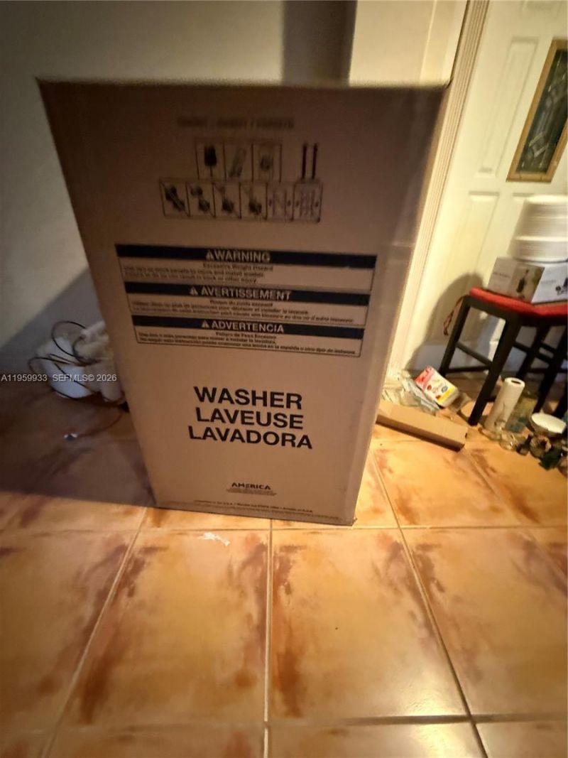 19051 SW 136th St, Miami, FL 33196 Photo