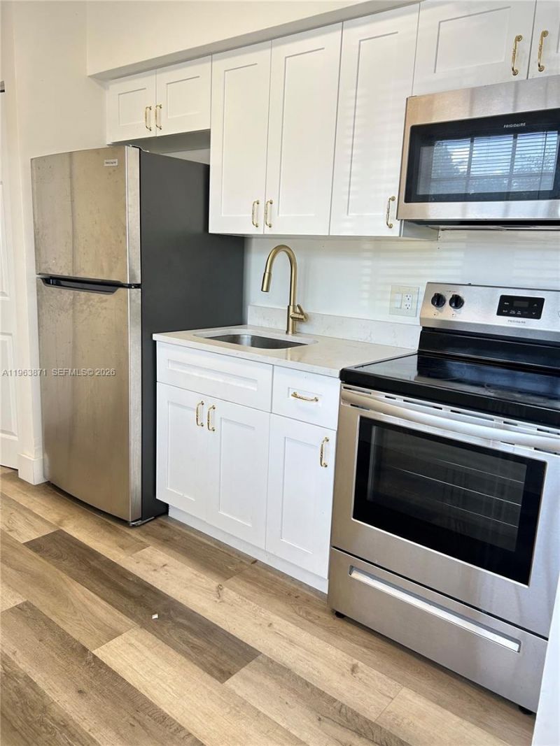 571 NE 67th, Unit 1, Miami, FL 33138 Photo