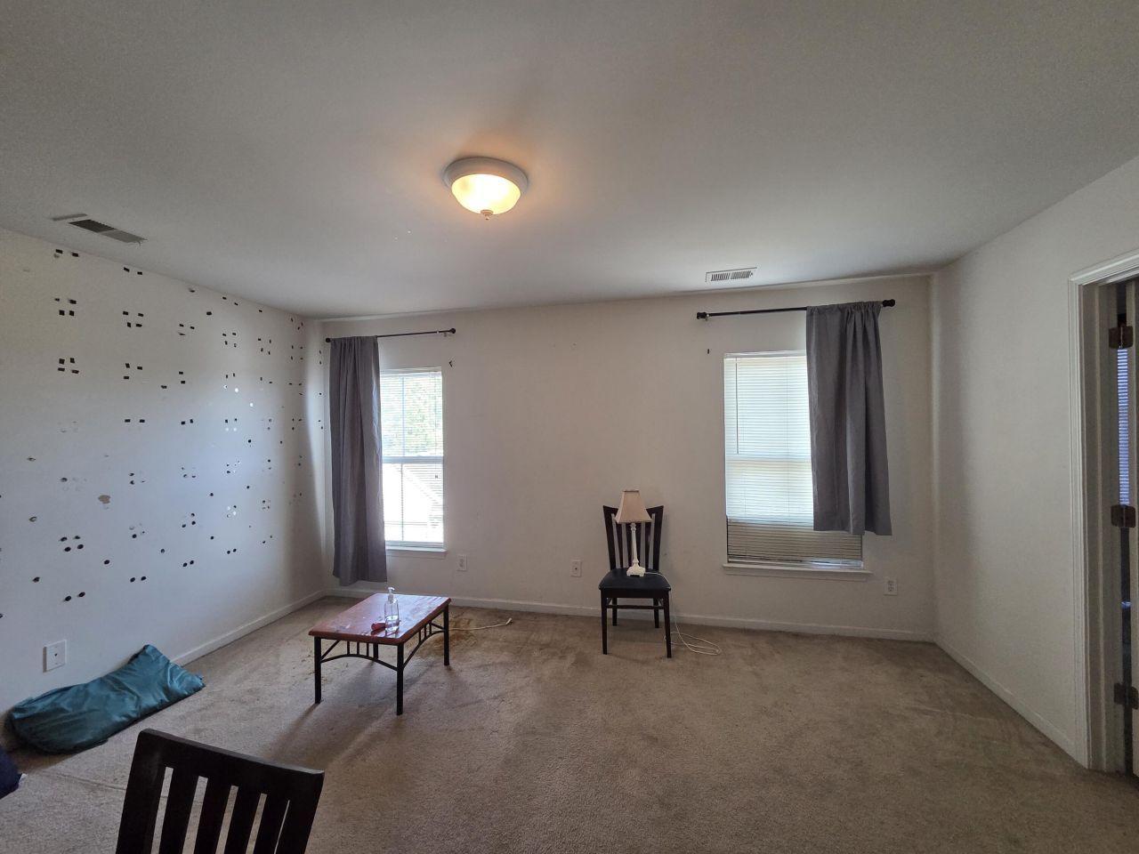 186 Avonshire Drive Photo 16