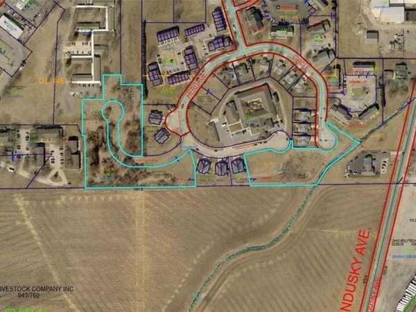 WEDGEWOOD Court, Bucyrus, OH 44820