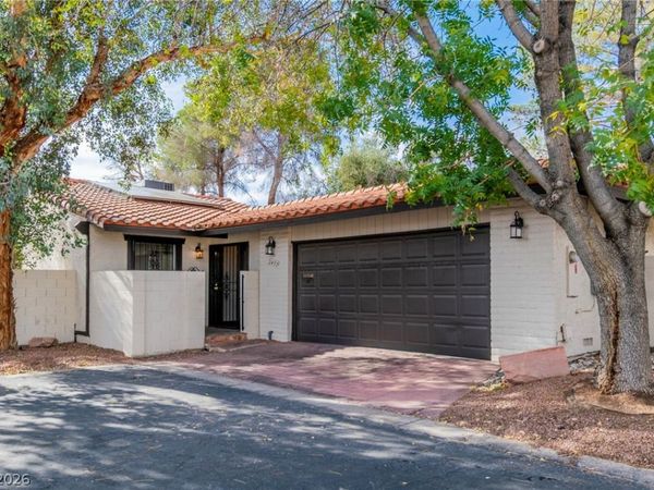 2457 Swan Lane, Las Vegas, NV 89121