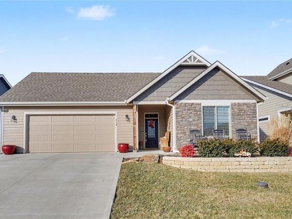 415 N Daylily Drive, Lawrence, KS 66049
