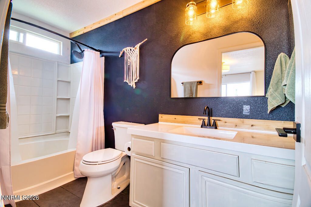 17670 Yearling Court, Reno, NV 89508 Photo