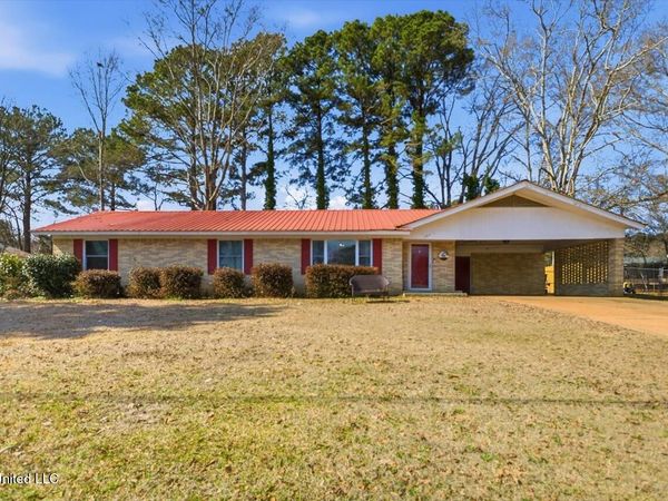 307 Mckay Drive, Carthage, MS 39051
