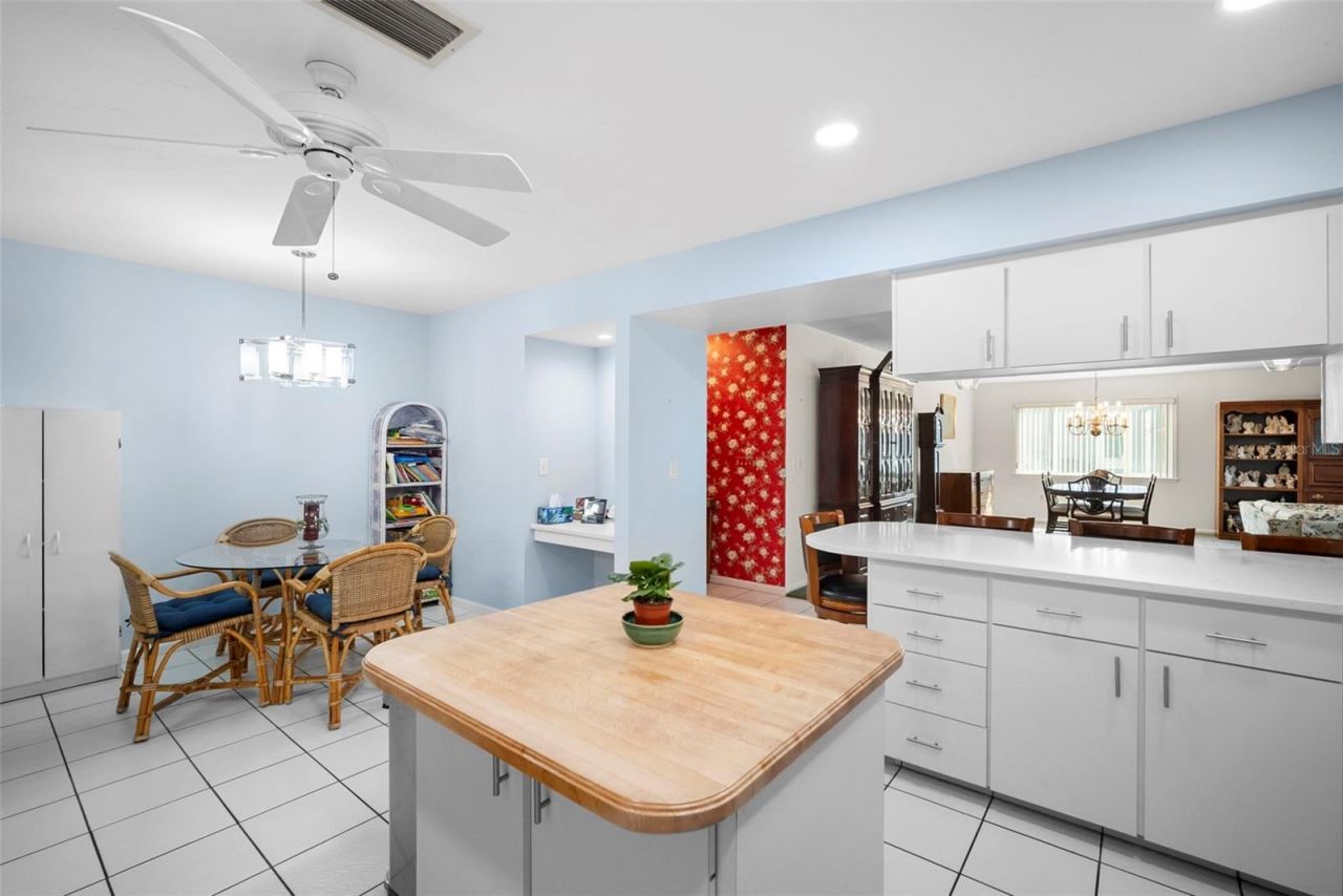 6936 Arbor Oaks Circle, Bradenton, FL 34209 Photo